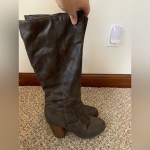 High boots- dark grey